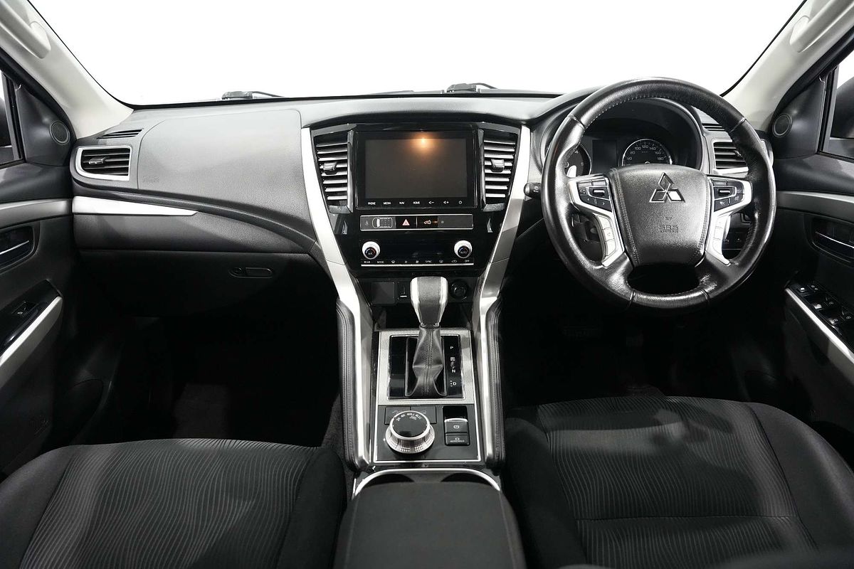 2022 Mitsubishi Pajero Sport GLS QF