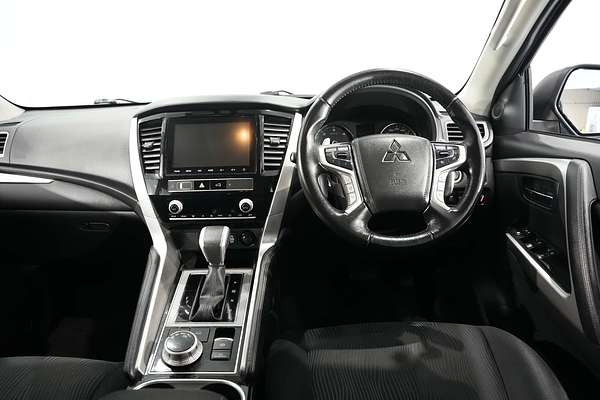 2022 Mitsubishi Pajero Sport GLS QF