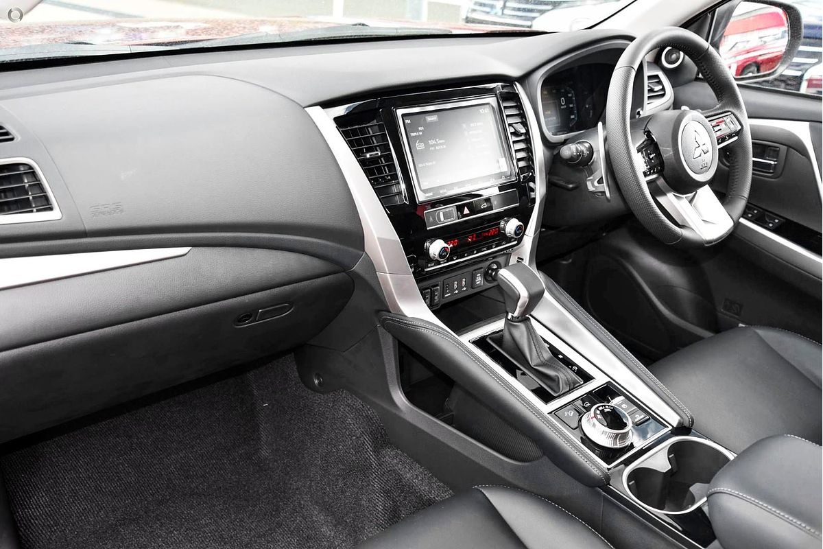 2025 Mitsubishi Pajero Sport Exceed QG