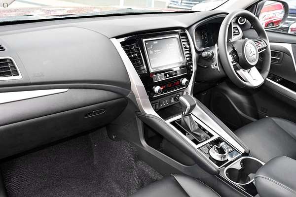 2025 Mitsubishi Pajero Sport Exceed QG