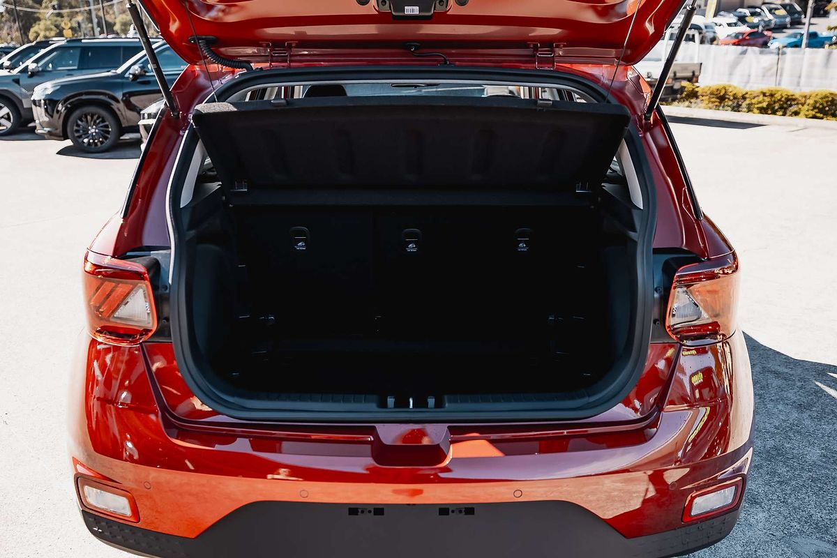 2025 Hyundai Venue Active QX.V5