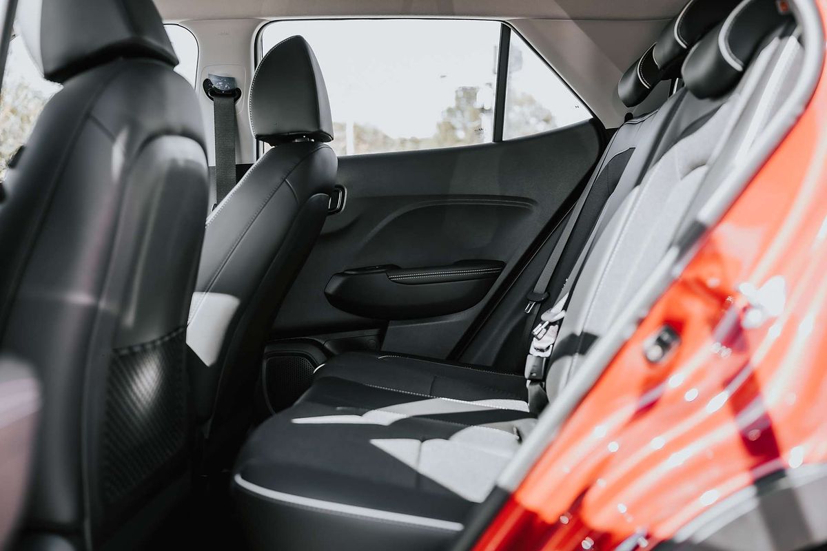 2025 Hyundai Venue Active QX.V5