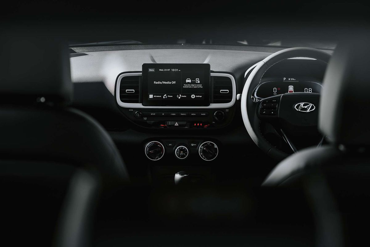 2025 Hyundai Venue Active QX.V5