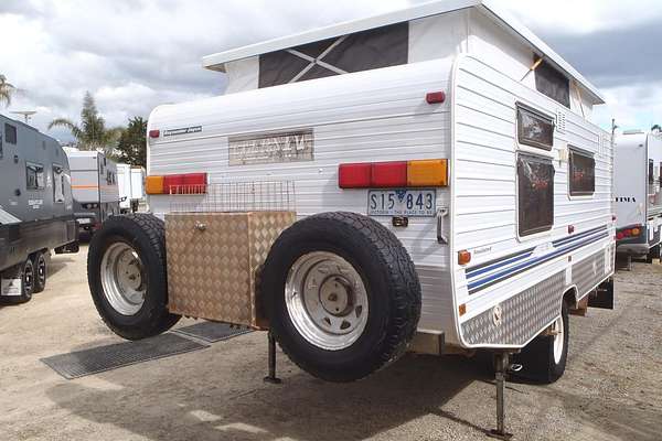 2007 Evernew E Series Pop Top