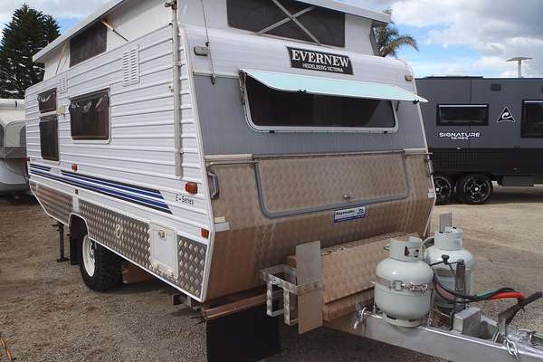 2007 Evernew E Series Pop Top