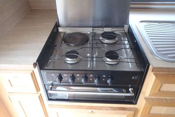 2007 Evernew E Series Pop Top