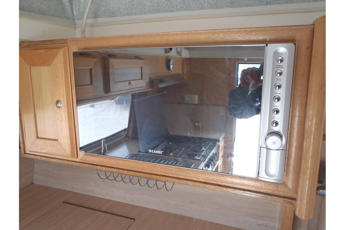 2007 Evernew E Series Pop Top