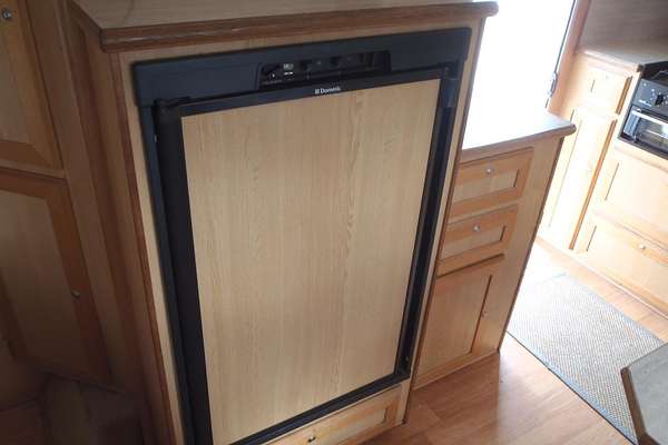 2007 Evernew E Series Pop Top