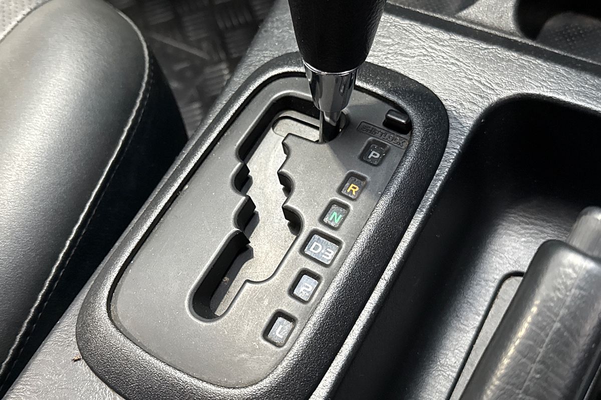 2015 Toyota Hilux WORKMATE TGN16R MY14 REAR WHEEL DRIVE