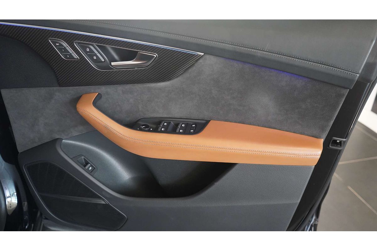 2021 Audi RS Q8 TFSI F1