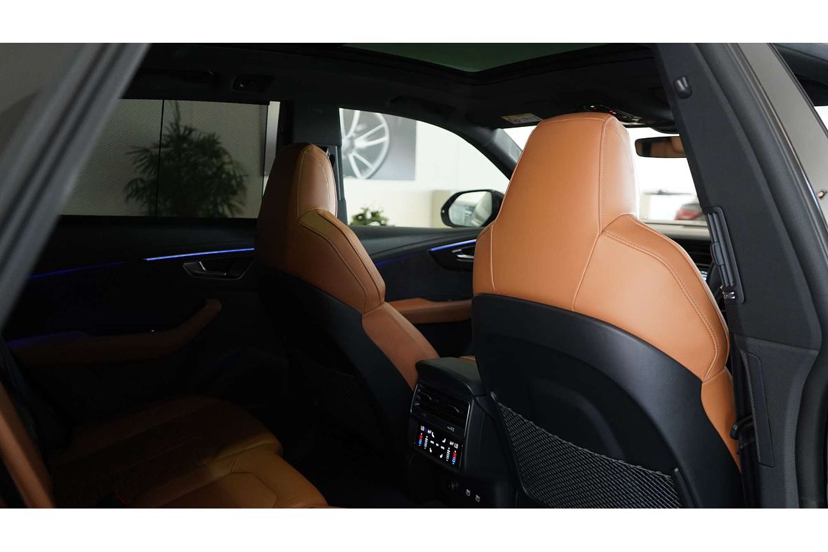 2021 Audi RS Q8 TFSI F1