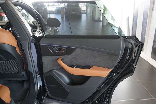 2021 Audi RS Q8 TFSI F1