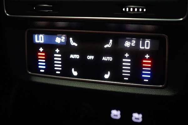 2021 Audi RS Q8 TFSI F1