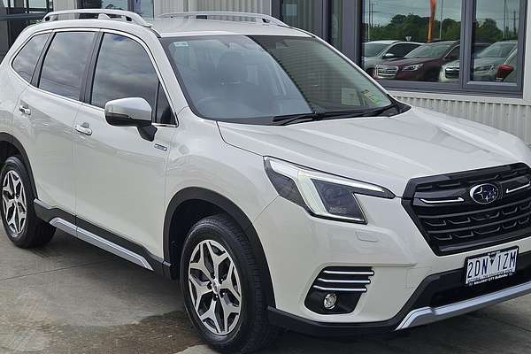 2022 Subaru Forester Hybrid L S5