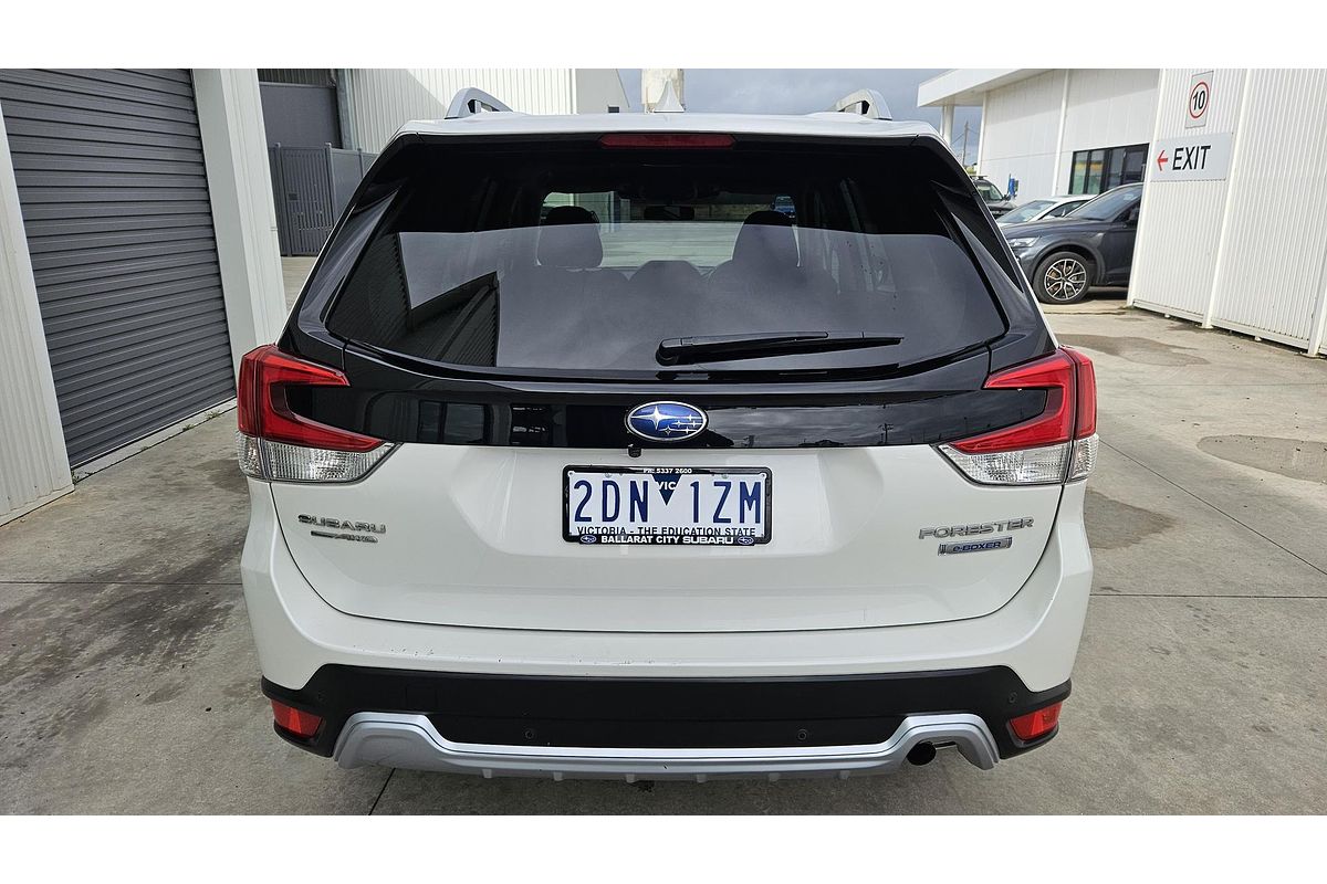 2022 Subaru Forester Hybrid L S5