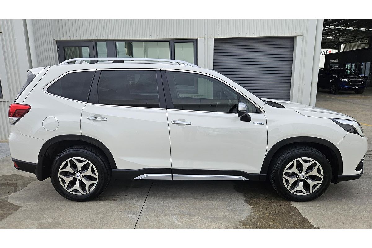 2022 Subaru Forester Hybrid L S5