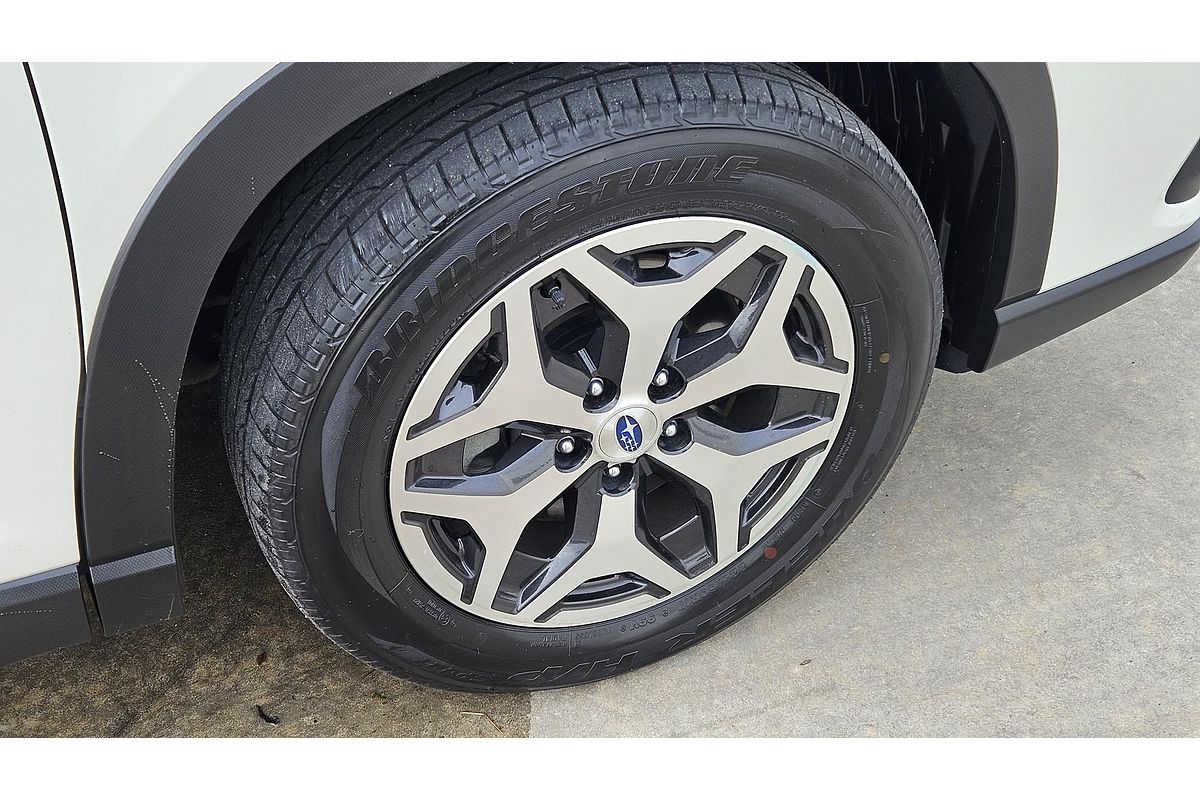 2022 Subaru Forester Hybrid L S5