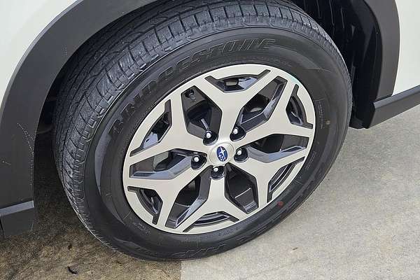 2022 Subaru Forester Hybrid L S5