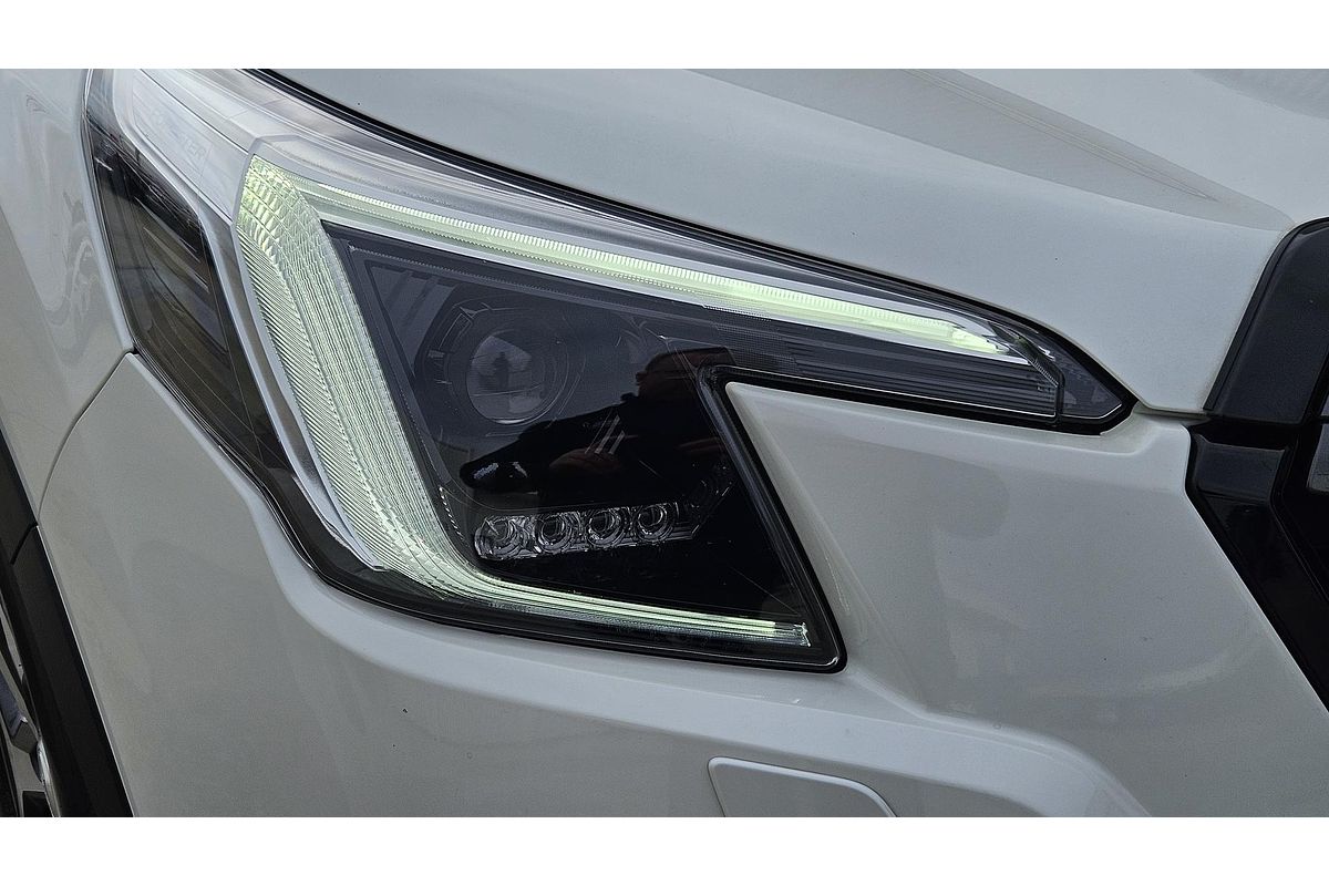 2022 Subaru Forester Hybrid L S5