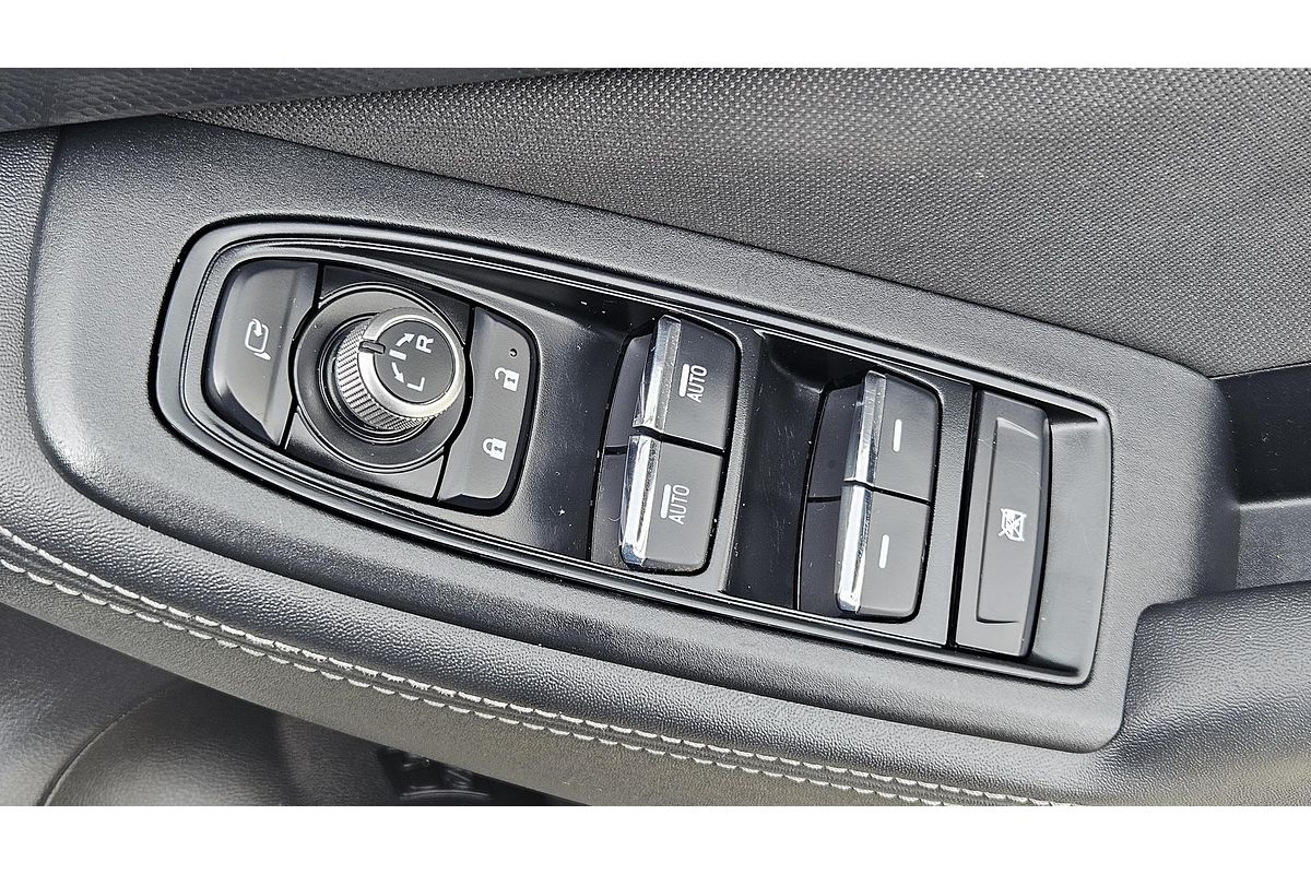 2022 Subaru Forester Hybrid L S5