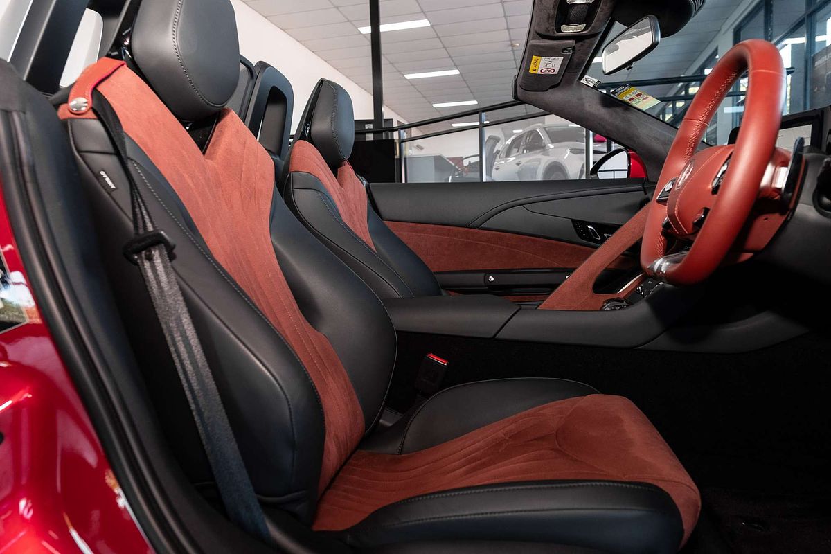 2024 MG Cyberster  EC32