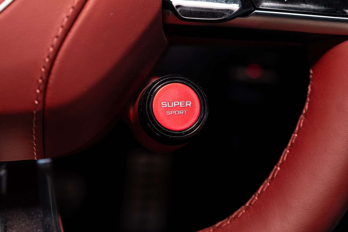 2024 MG Cyberster  EC32