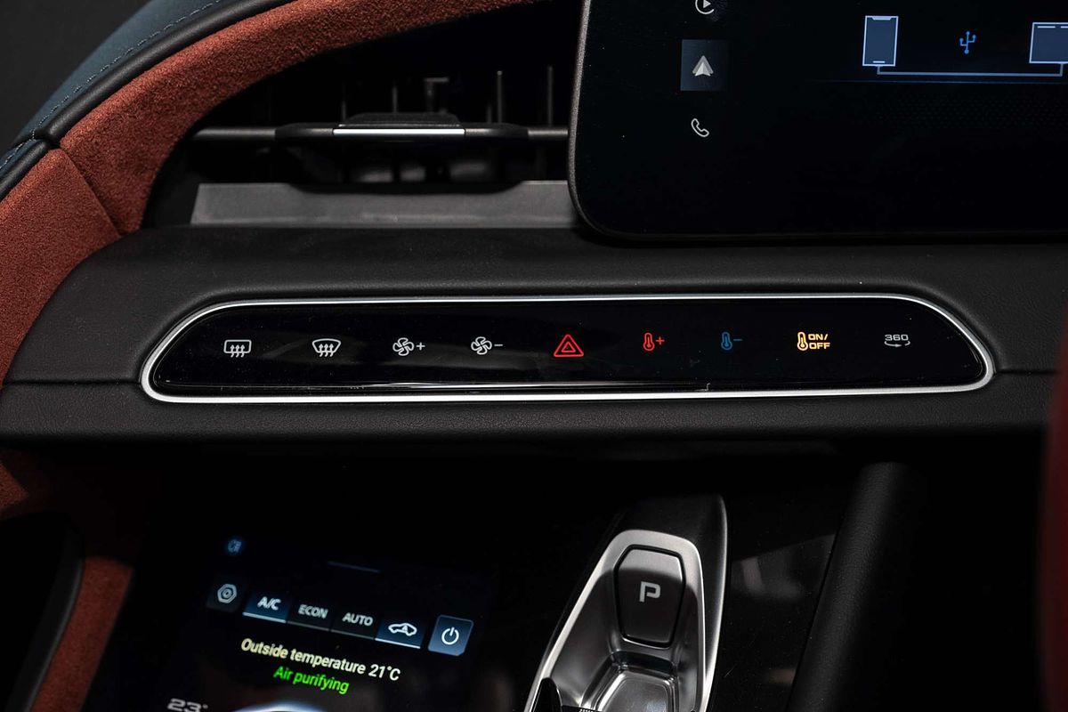 2024 MG Cyberster  EC32