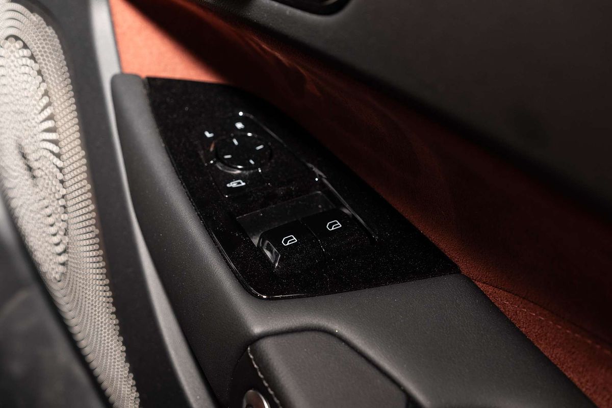 2024 MG Cyberster  EC32