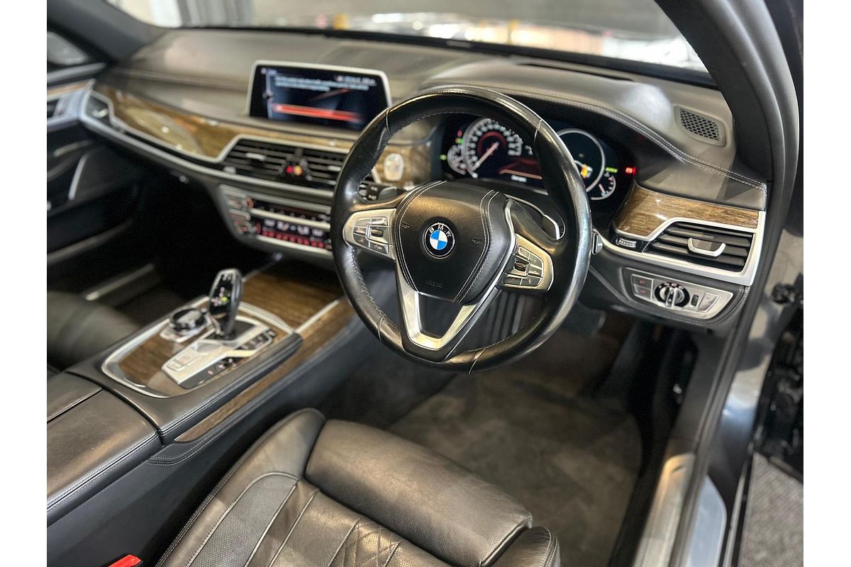 2017 BMW 7 Series 740Li G12