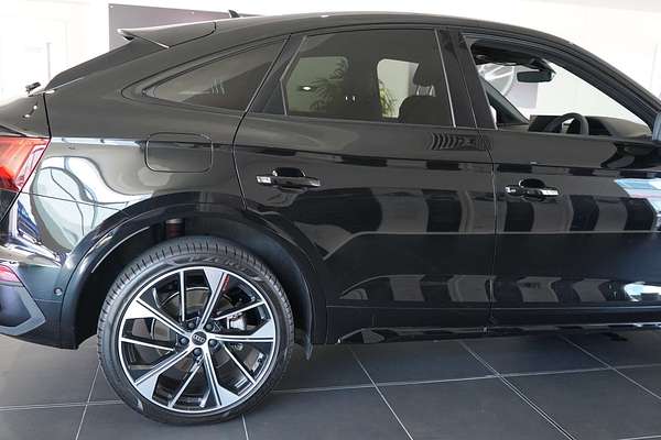 2024 Audi Q5 45 TFSI S line FY