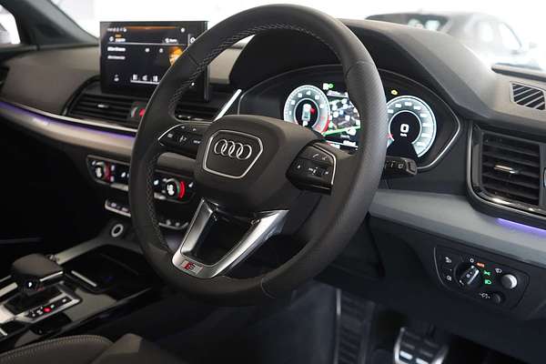 2024 Audi Q5 45 TFSI S line FY