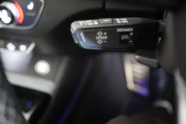 2024 Audi Q5 45 TFSI S line FY