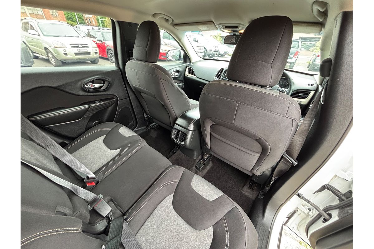 2014 Jeep Cherokee Sport KL