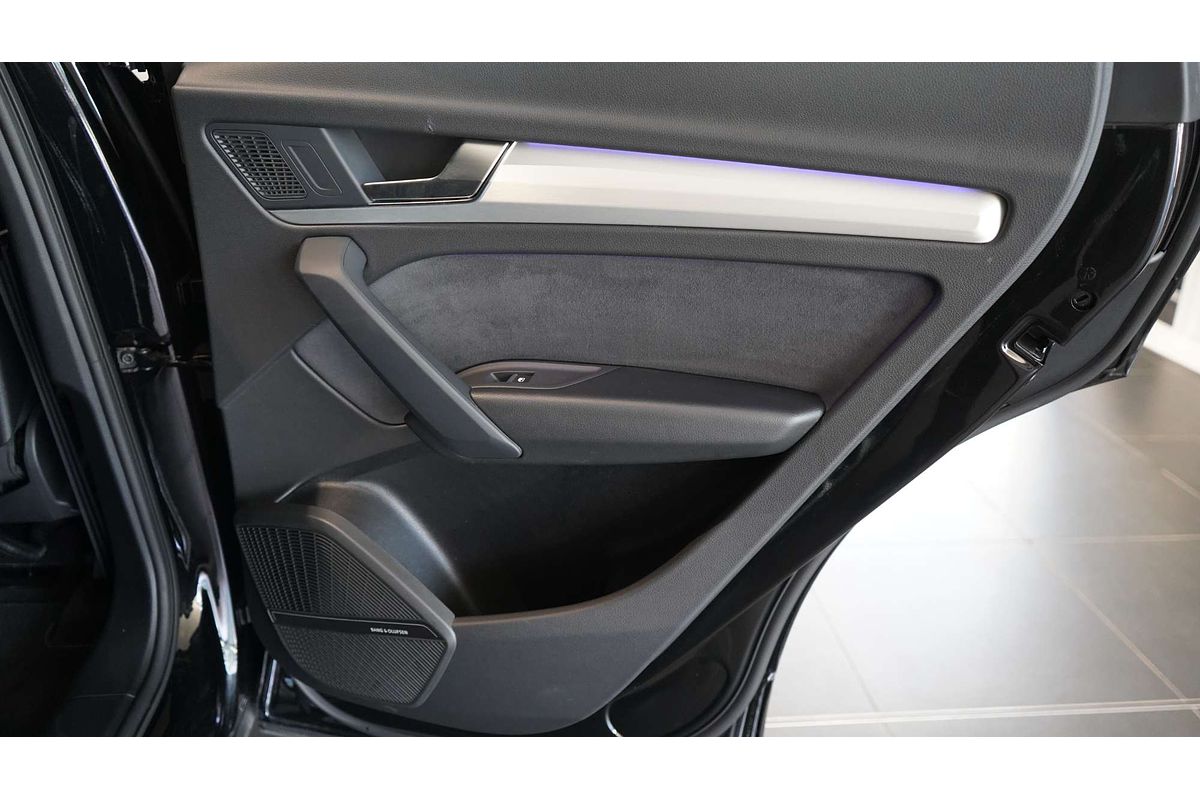 2024 Audi Q5 45 TFSI S line FY