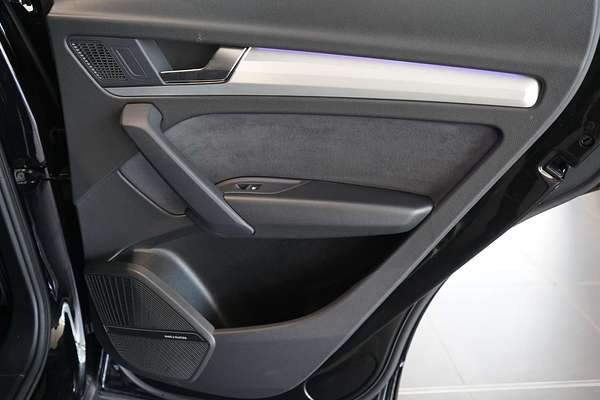 2024 Audi Q5 45 TFSI S line FY