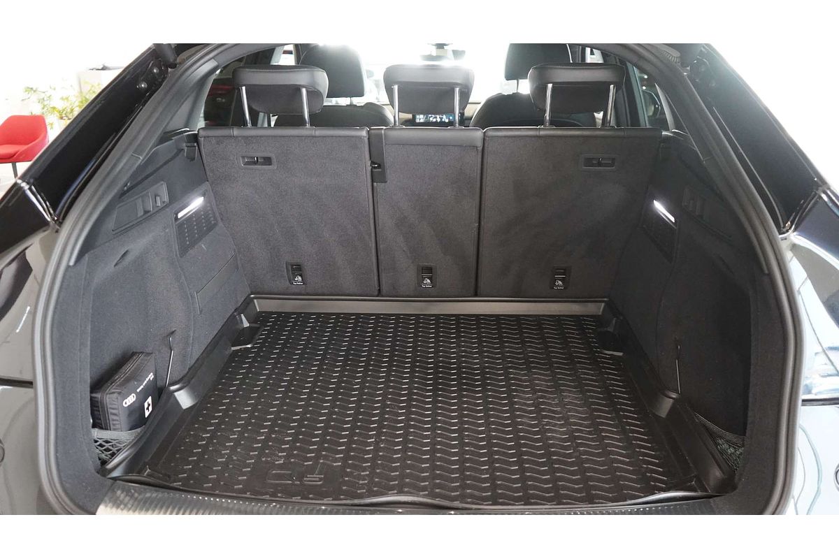 2024 Audi Q5 45 TFSI S line FY