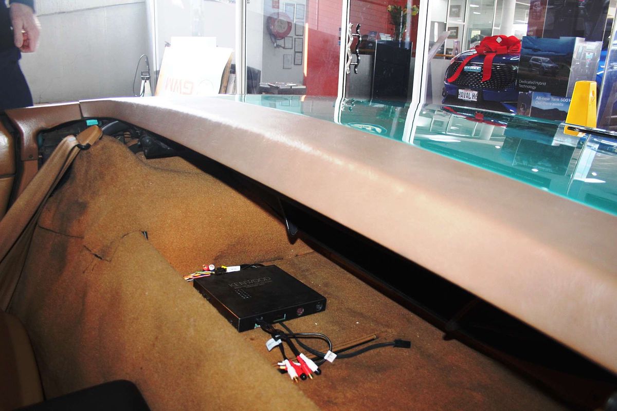 CORVETTE 5.7LT V8 AUTOMATIC CONVERTIBLE