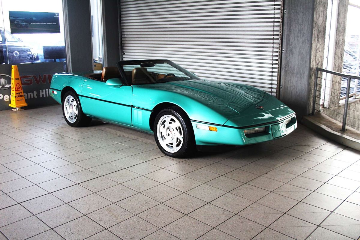 CORVETTE 5.7LT V8 AUTOMATIC CONVERTIBLE CORVETTE 5.7LT V8 AUTOMATIC CONVERTIBLE