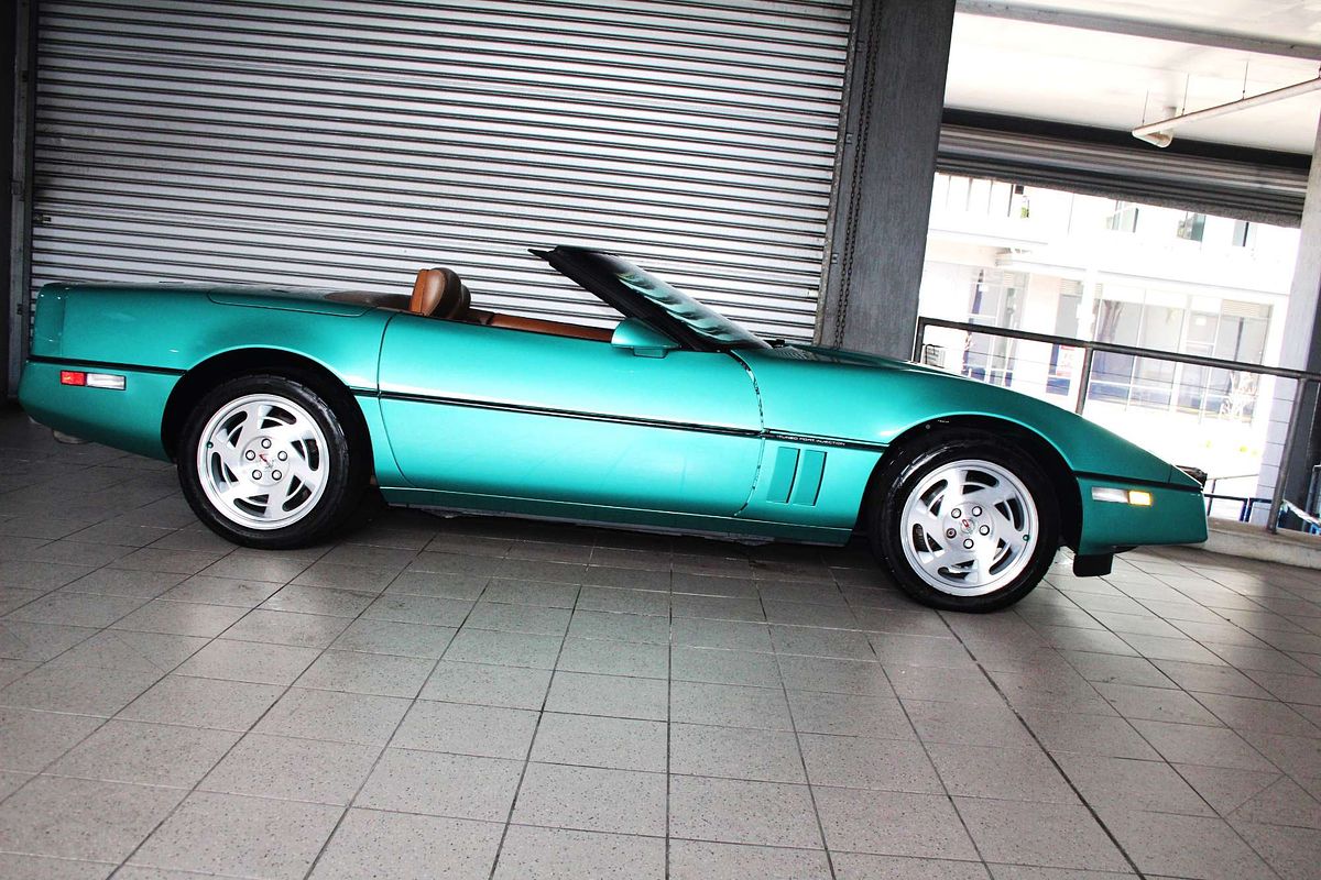 CORVETTE 5.7LT V8 AUTOMATIC CONVERTIBLE CORVETTE 5.7LT V8 AUTOMATIC CONVERTIBLE