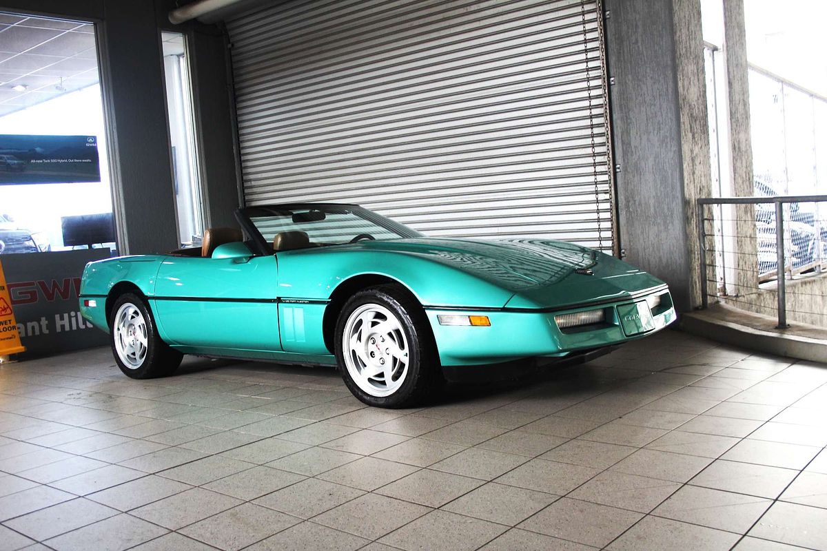 CORVETTE 5.7LT V8 AUTOMATIC CONVERTIBLE CORVETTE 5.7LT V8 AUTOMATIC CONVERTIBLE