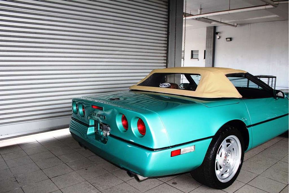 CORVETTE 5.7LT V8 AUTOMATIC CONVERTIBLE