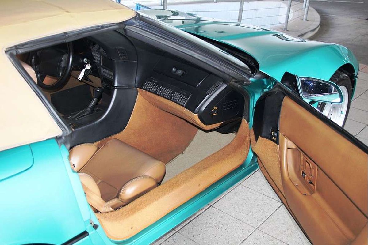 CORVETTE 5.7LT V8 AUTOMATIC CONVERTIBLE