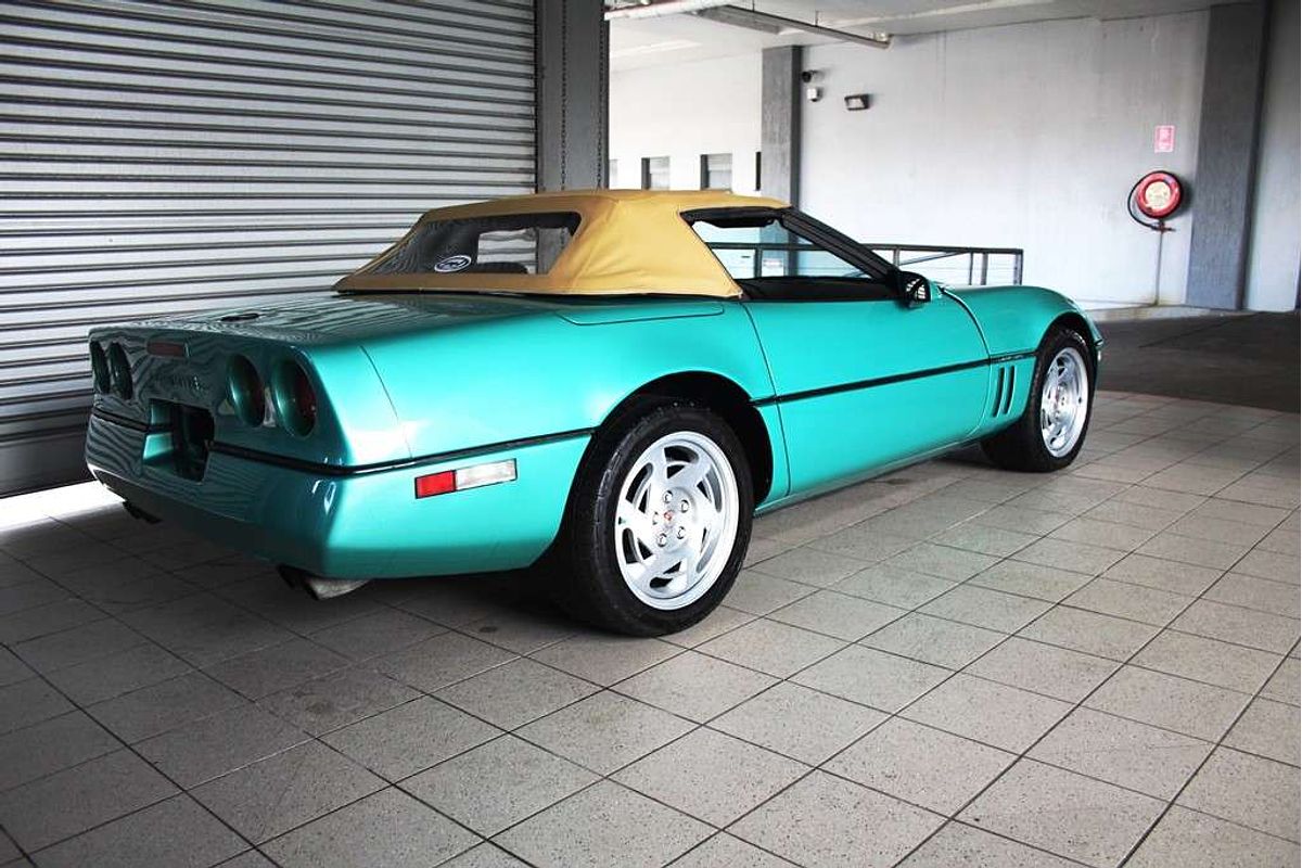 CORVETTE 5.7LT V8 AUTOMATIC CONVERTIBLE