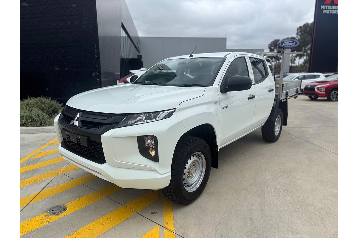 2022 Mitsubishi Triton GLX MR 4X4