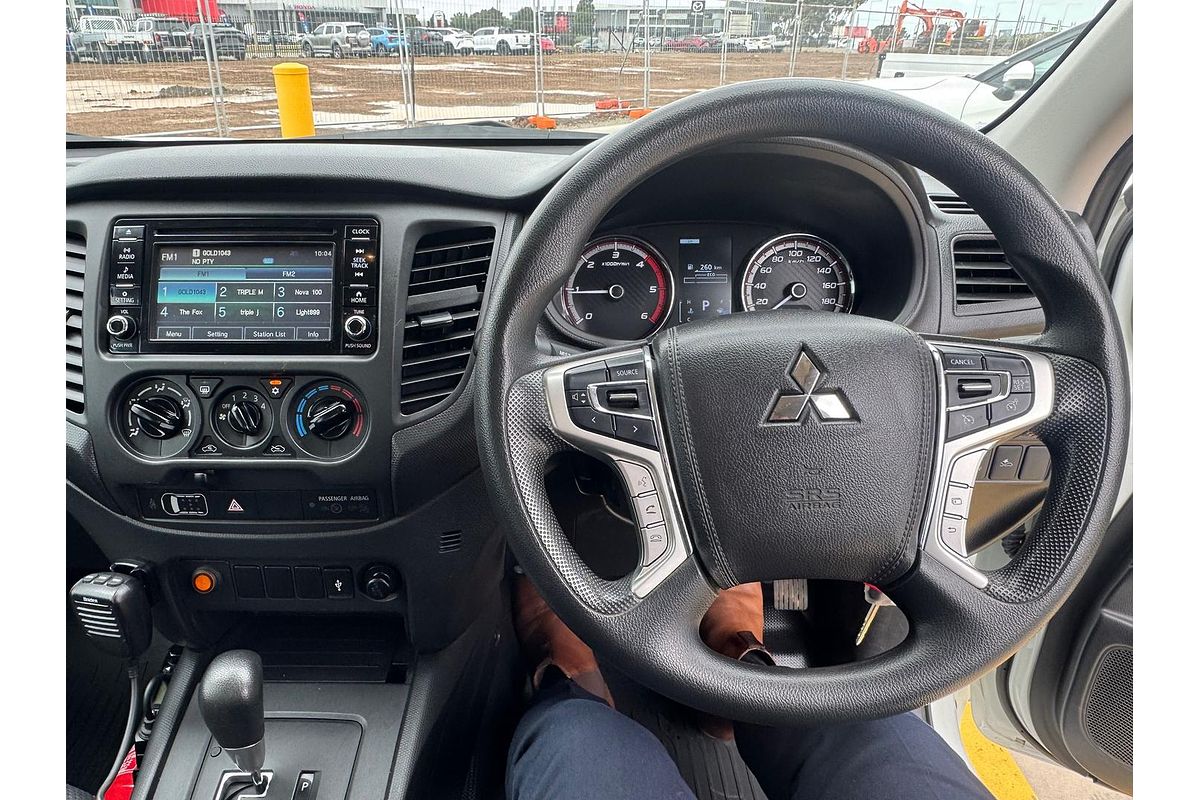 2022 Mitsubishi Triton GLX MR 4X4