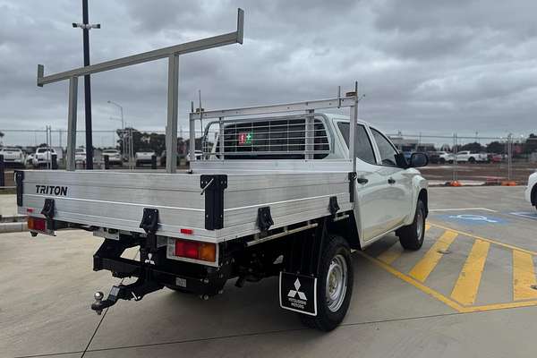 2022 Mitsubishi Triton GLX MR 4X4