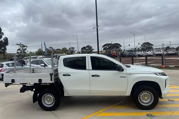 2022 Mitsubishi Triton GLX MR 4X4
