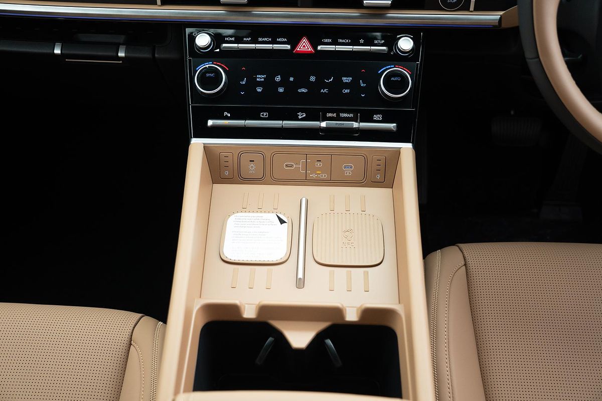 2025 Hyundai Santa Fe Hybrid Calligraphy MX5.V2