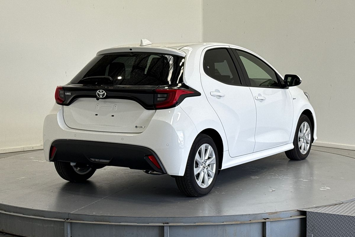 2024 Toyota Yaris SX MXPA10R