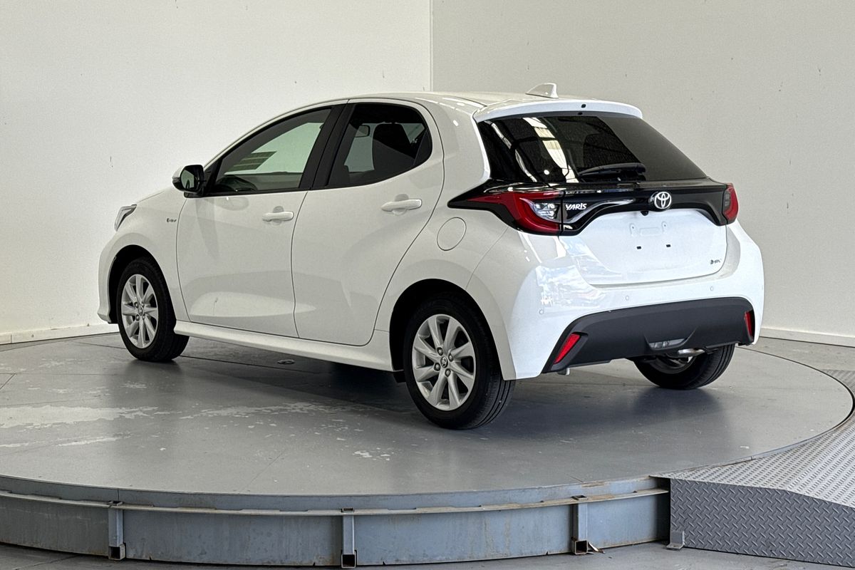 2024 Toyota Yaris SX MXPA10R